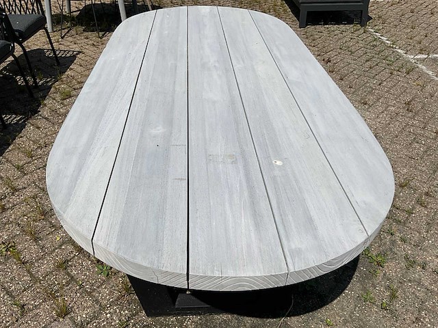 Max & luuk - garden table - afbeelding 2 van  5