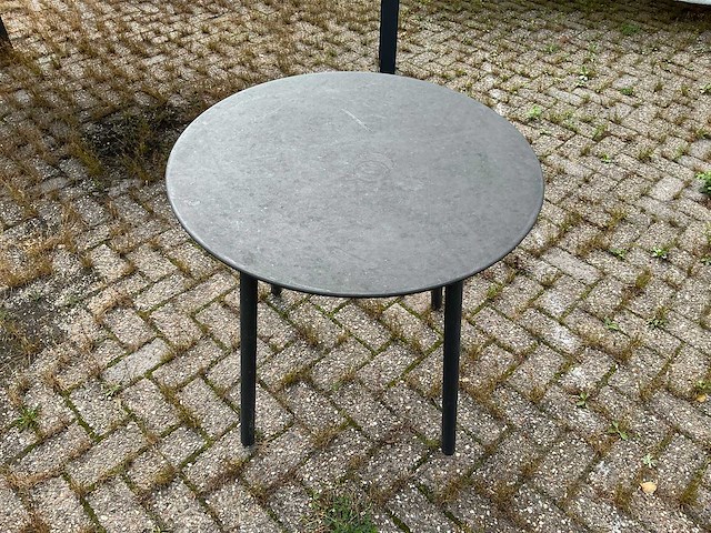 Max & luuk - garden table - afbeelding 2 van  6