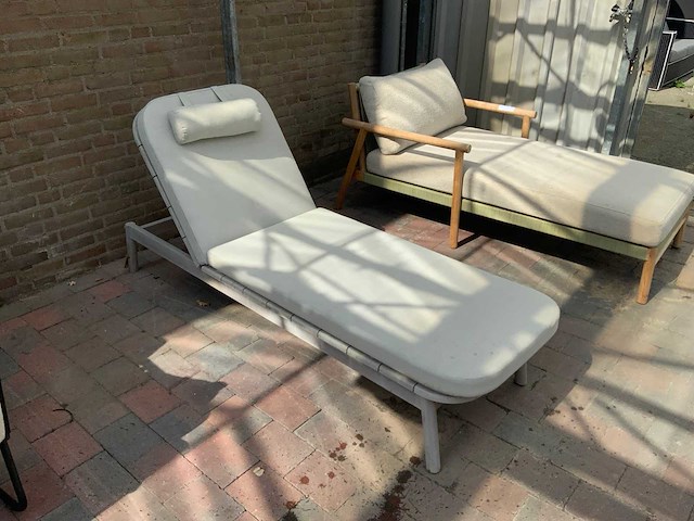 Max & luuk - glenn - sunbed - afbeelding 1 van  7