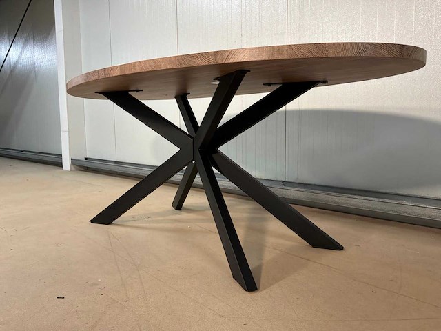 Max ovale eetkamertafel - afbeelding 3 van  11