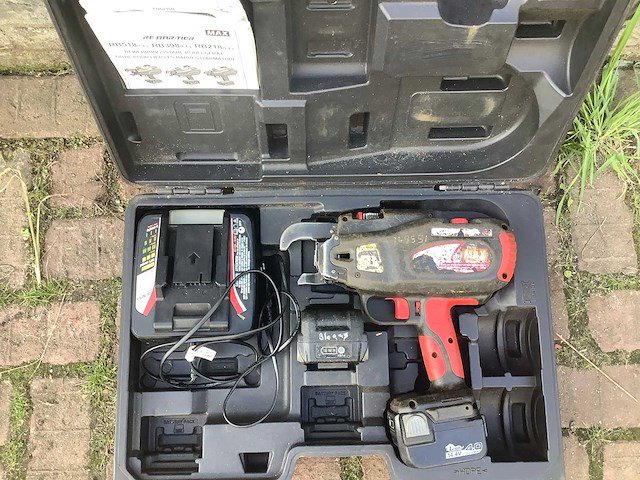 Max rebartier rb398 betonvlechtmachine - afbeelding 3 van  4