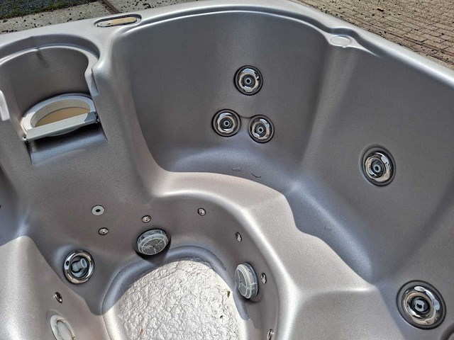 Max spa jacuzzi en buitenspa - afbeelding 2 van  32