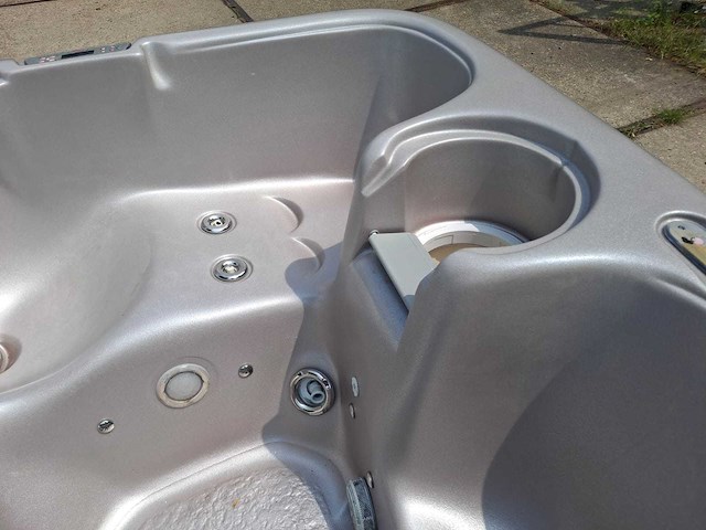 Max spa jacuzzi en buitenspa - afbeelding 6 van  32