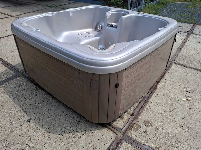 Max spa jacuzzi en buitenspa - afbeelding 22 van  32