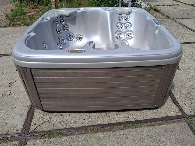 Max spa jacuzzi en buitenspa - afbeelding 24 van  32