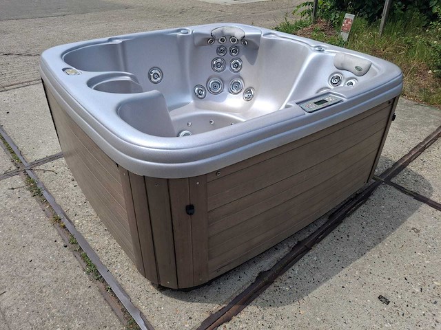 Max spa jacuzzi en buitenspa - afbeelding 25 van  32