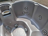 Max spa jacuzzi en buitenspa - afbeelding 6 van  32