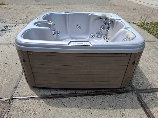 Max spa jacuzzi en buitenspa - afbeelding 26 van  32