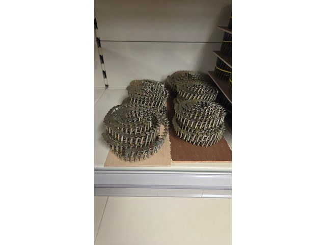 Max spijkerapparaat met nagels - afbeelding 4 van  8