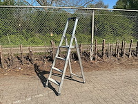 Maxall bht4 trap - 4 treden - afbeelding 1 van  3