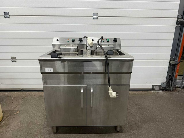 Maxima 09365156 dubbele friteuse 380v - afbeelding 3 van  3