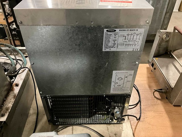 Maxima m-ice 28 ijsblokjesmachine - afbeelding 4 van  6