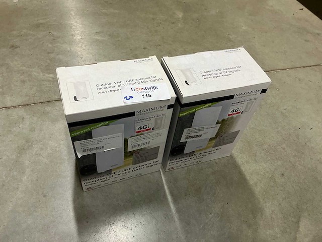 Maximum da-6100 lte vhf/uhf antenne voor tv en dab+ ontvangst (2x) - afbeelding 1 van  2