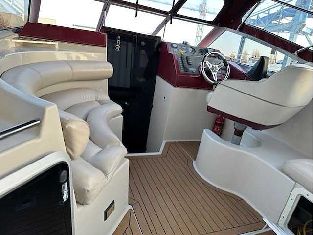 Maxum - 1993 - 2700 scr - motorjacht - afbeelding 5 van  5
