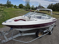 Maxum - 3.0 mercruiser 140 pk inboard + 1500 kg boottrailer - speedboot + trailer