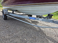 Maxum - 3.0 mercruiser 140 pk inboard + 1500 kg boottrailer - speedboot + trailer - afbeelding 15 van  34