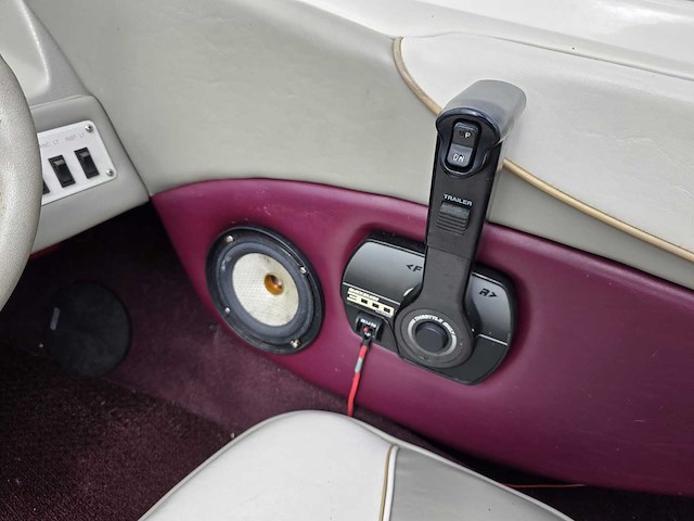 Maxum - 3.0 mercruiser 140 pk inboard + 1500 kg boottrailer - speedboot + trailer - afbeelding 26 van  34