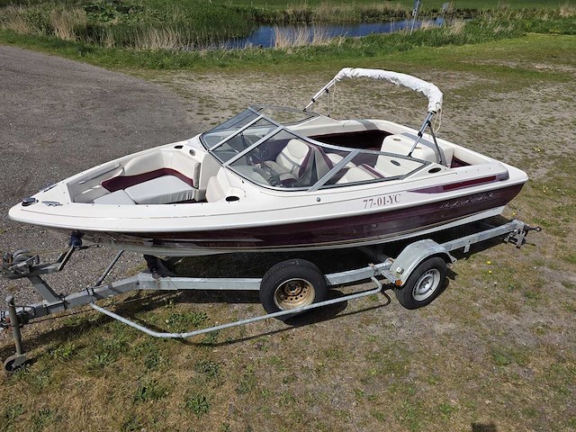Maxum - 3.0 mercruiser 140 pk inboard + 1500 kg boottrailer - speedboot + trailer - afbeelding 21 van  34