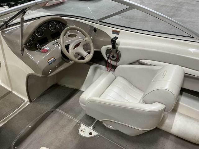 Maxum 1800 sr2 mercury 4.3 litre boot - afbeelding 10 van  33