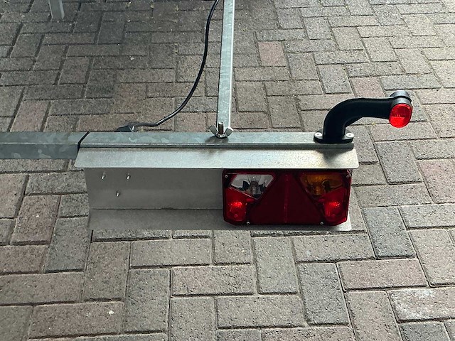 Maxum 1800 sr3 bowrider speedboot met boottrailer - afbeelding 9 van  32