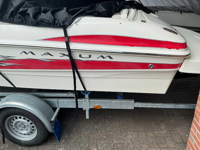 Maxum 1800 sr3 bowrider speedboot met boottrailer - afbeelding 9 van  32