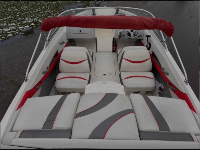 Maxum 1800 sr3 bowrider speedboot met boottrailer - afbeelding 29 van  32