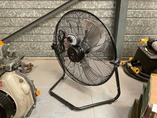 Maxxair hvff 20 ventilator - afbeelding 4 van  6