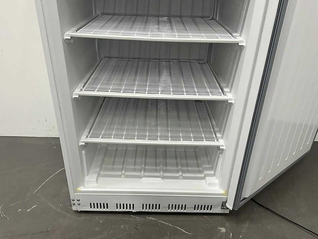 Maxxfrost - hf600 - horeca vrieskast - afbeelding 7 van  8