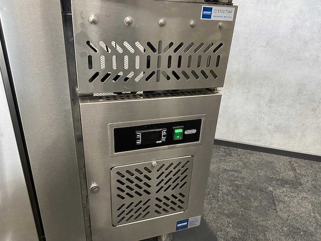 Maxxfrost mkwb-4d - rvs koelwerkbank 223cm - afbeelding 17 van  19