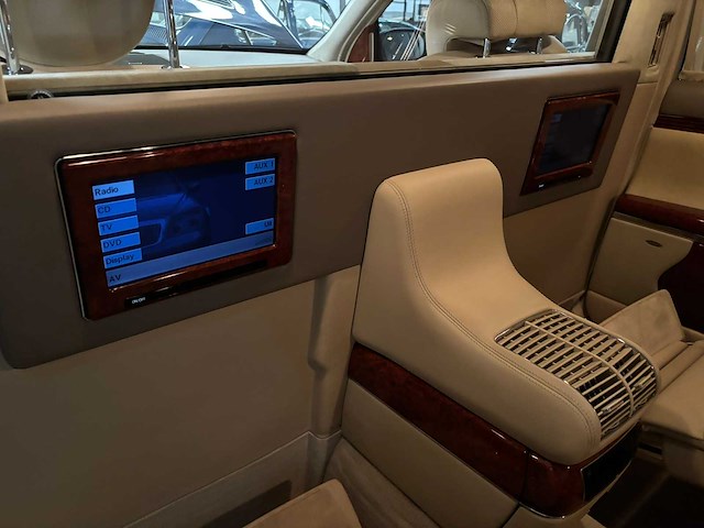 Maybach - 62 - 5.5 v12 - personenauto - afbeelding 2 van  60