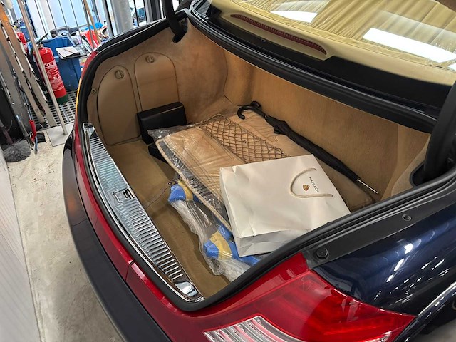 Maybach - 62 - 5.5 v12 - personenauto - afbeelding 8 van  60