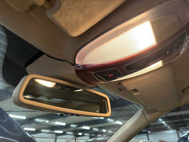 Maybach - 62 - 5.5 v12 - personenauto - afbeelding 16 van  60