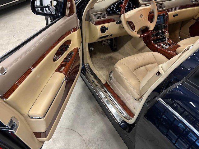 Maybach - 62 - 5.5 v12 - personenauto - afbeelding 30 van  60