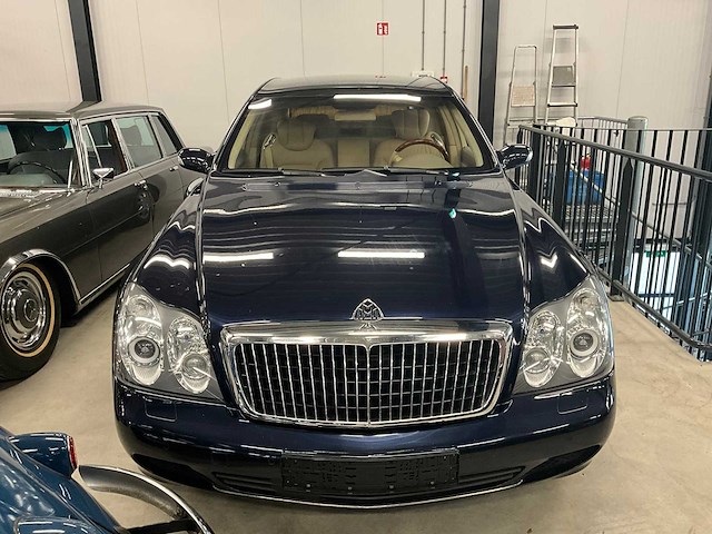 Maybach - 62 - 5.5 v12 - personenauto - afbeelding 35 van  60