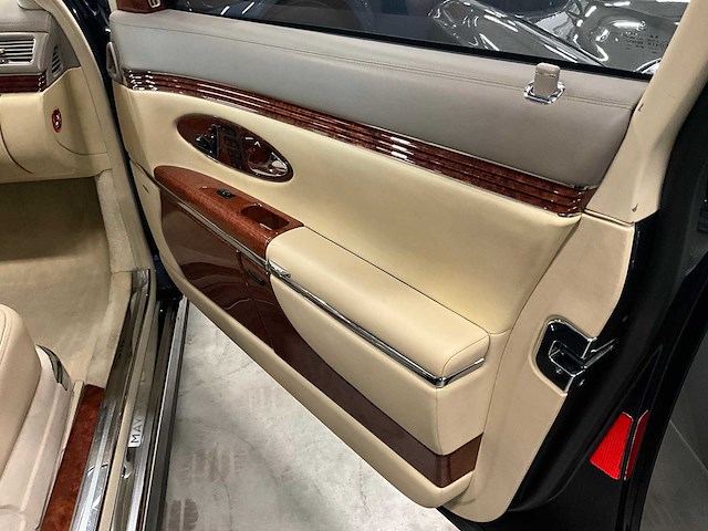 Maybach - 62 - 5.5 v12 - personenauto - afbeelding 44 van  60