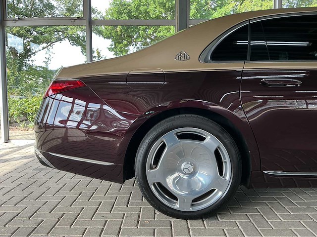 Maybach s580 4matic w223 | 4.0 v8 biturbo hybrid | 2022 | 503 pk | first class achtercompartiment | 69.000 km | btw auto - afbeelding 5 van  48