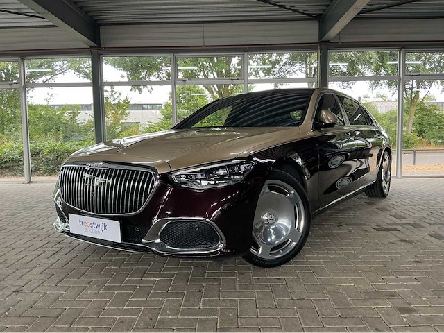 Maybach s580 4matic w223 | 4.0 v8 biturbo hybrid | 2022 | 503 pk | first class achtercompartiment | 69.000 km | btw auto - afbeelding 1 van  48