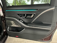 Maybach s580 4matic w223 | 4.0 v8 biturbo hybrid | 2022 | 503 pk | first class achtercompartiment | 69.000 km | btw auto - afbeelding 19 van  48