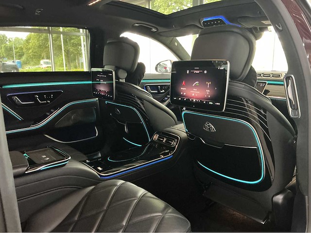 Maybach s580 4matic w223 | 4.0 v8 biturbo hybrid | 2022 | 503 pk | first class achtercompartiment | 69.000 km | btw auto - afbeelding 20 van  48