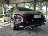 Maybach s580 4matic w223 | 4.0 v8 biturbo hybrid | 2022 | 503 pk | first class achtercompartiment | 69.000 km | btw auto - afbeelding 42 van  48
