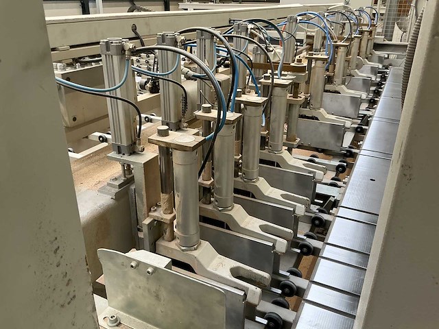 Mayer - 2001 - ps 2 z - platen opdeelzaagmachine - afbeelding 6 van  38