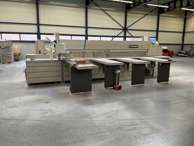 Mayer - 2001 - ps 2 z - platen opdeelzaagmachine - afbeelding 1 van  38