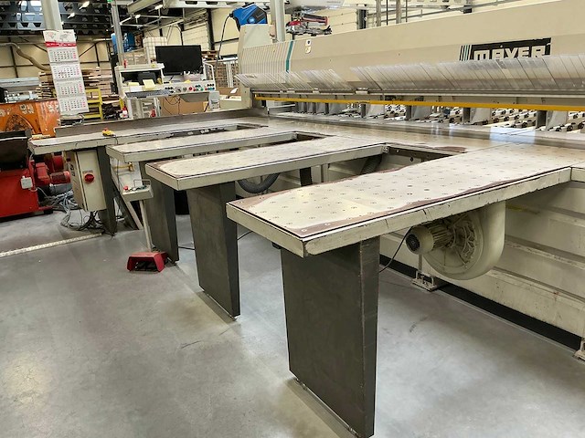 Mayer - 2001 - ps 2 z - platen opdeelzaagmachine - afbeelding 32 van  38