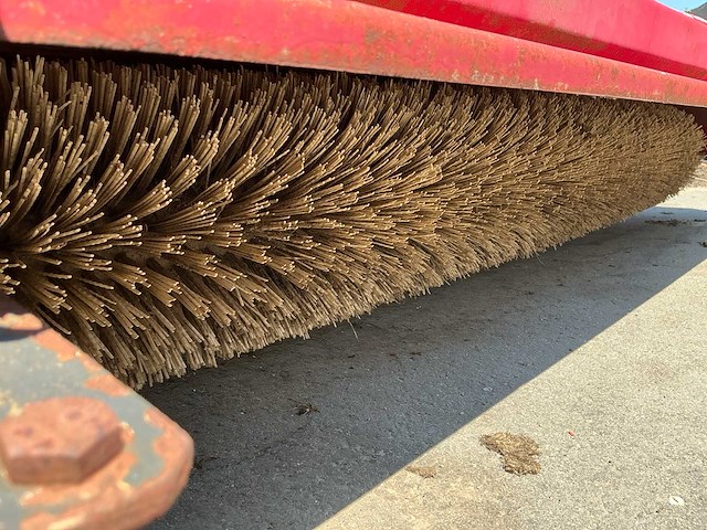 Mayer veegmachine met opvangbak - afbeelding 1 van  5