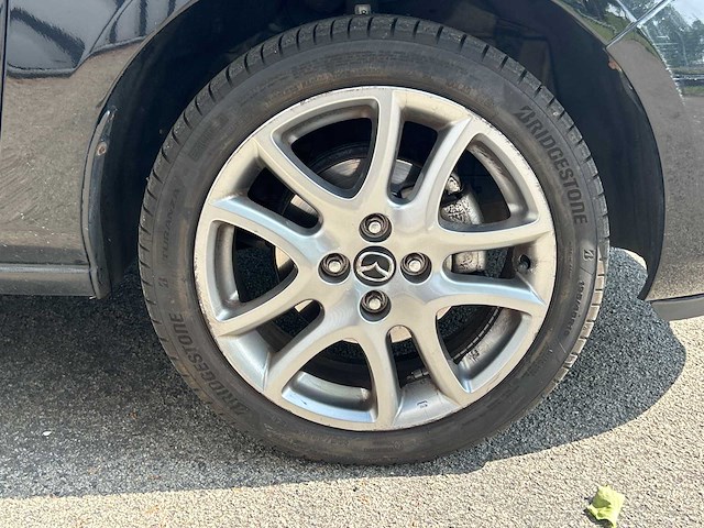 Mazda - 2 - 1.3 gt-l - car - 2013 - afbeelding 18 van  29