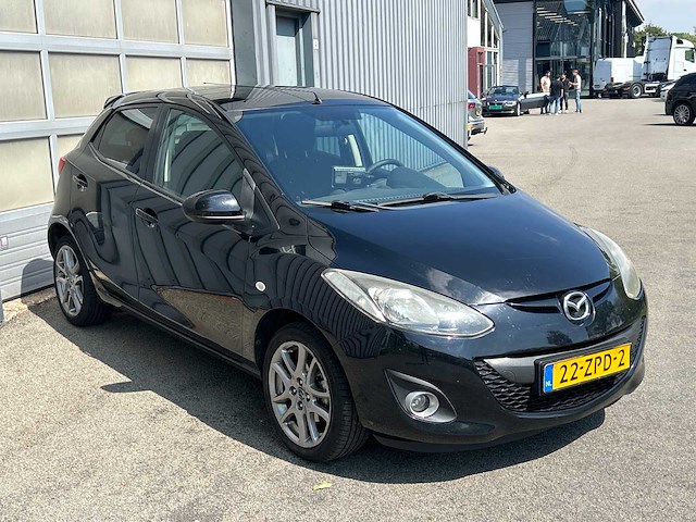 Mazda - 2 - 1.3 gt-l - car - 2013 - afbeelding 26 van  29