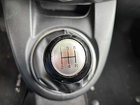 Mazda - 2 - 1.3 ts plus - 2010 - 61-ldl-8 - personenauto - afbeelding 9 van  30
