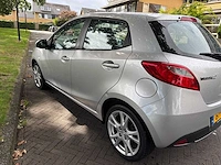 Mazda - 2 - 1.3 ts plus - 2010 - 61-ldl-8 - personenauto - afbeelding 25 van  30
