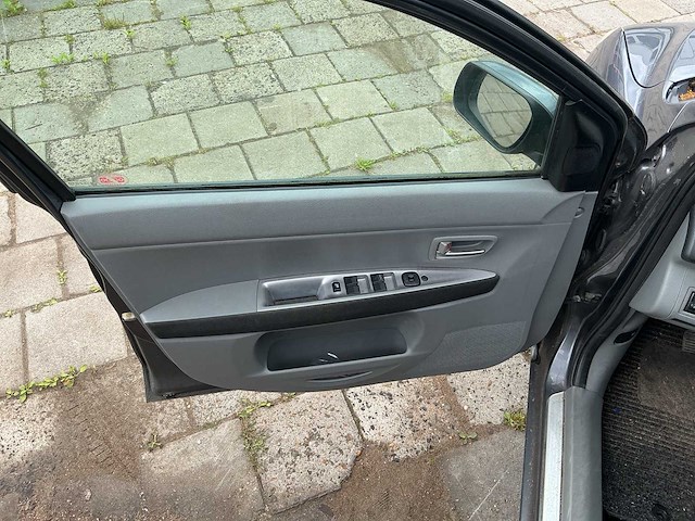 Mazda - 2 - 1.4 exclusive - 63-px-nx - afbeelding 11 van  26