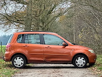 Mazda - 2003 - 2 - 1.4 exclusive - 15-nd-nd - afbeelding 11 van  16